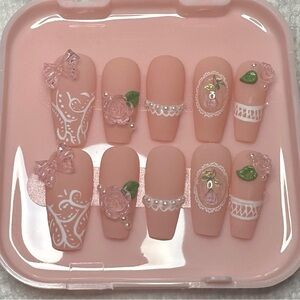 Elegant Pink Nail Art Set